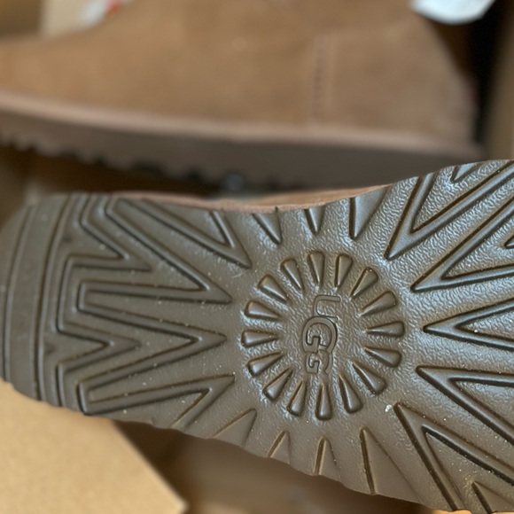 🆕 UGG Classic Mini Alpine Bootie🥰 - Picture 5 of 16